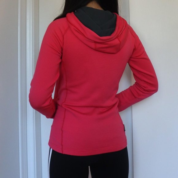 Peak Performance pink zip-up thermal sweater with hood - Picture 2 of 4